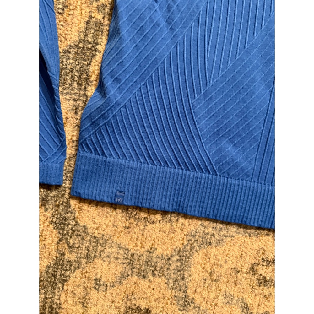 Lululemon Rest Less Pullover Size 8 Excellent Condition - Picture 5 of 5